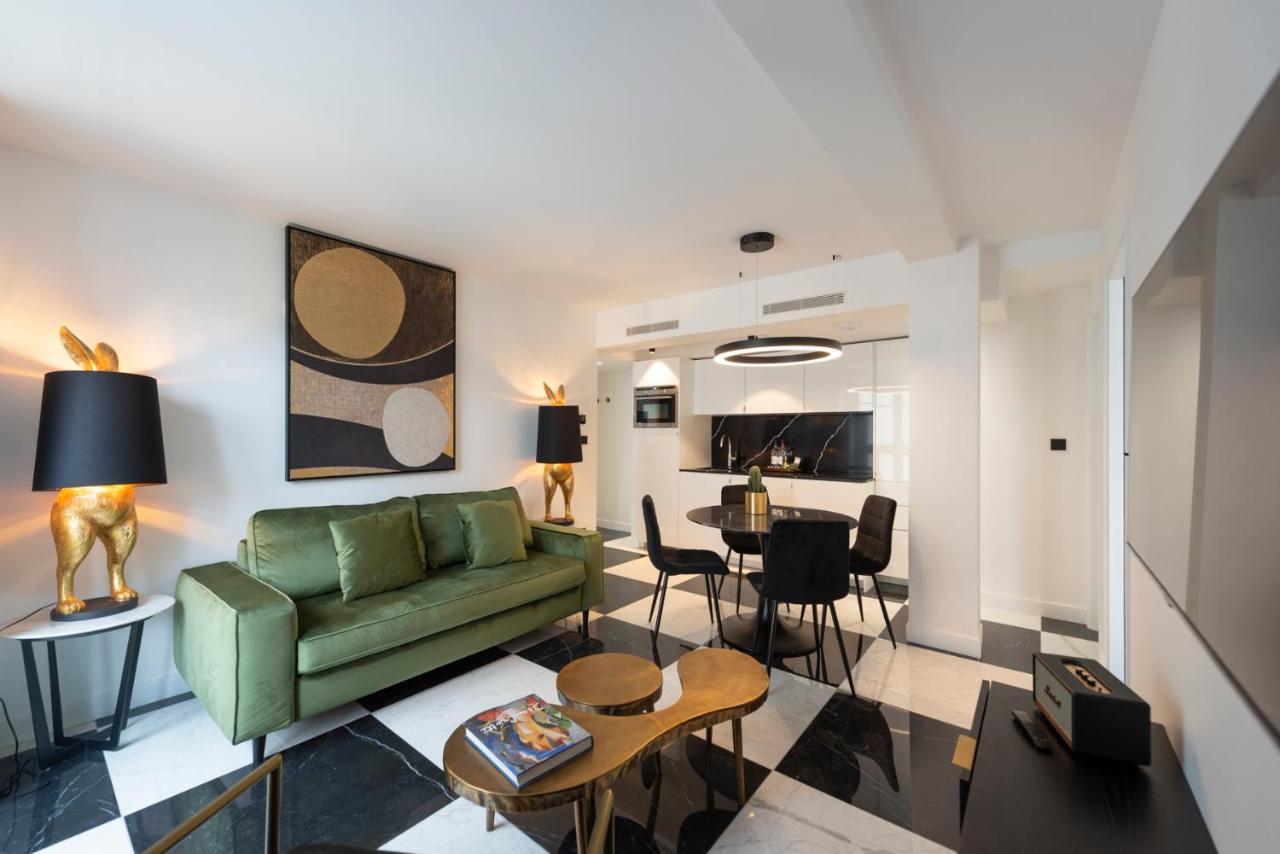 O'lord, 4 Etoiles, De Luxe Champs-elysees Apartment *