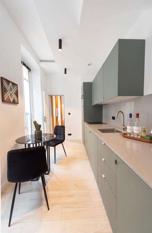 O'lord, 4 Etoiles, De Luxe Champs-elysees Apartment